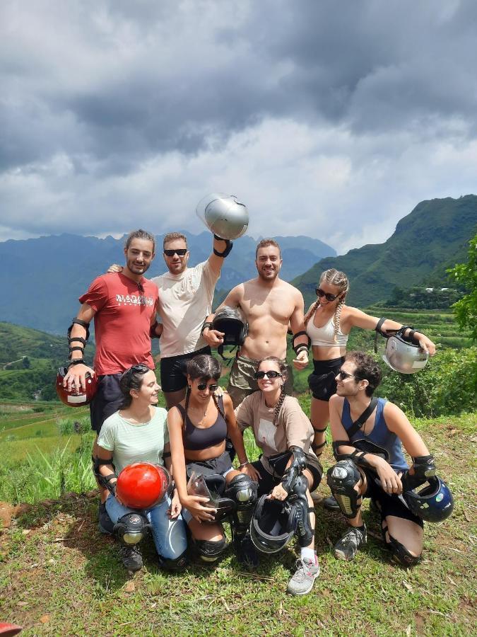 Hg Hostel Provide Tours & Motorbikes ห่าซาง ภายนอก รูปภาพ